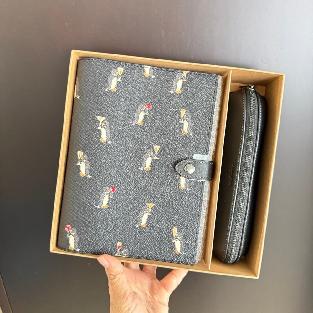 New‼️Coach Boxed Notebook And Pencil Case Set With Penguin Print CCP98